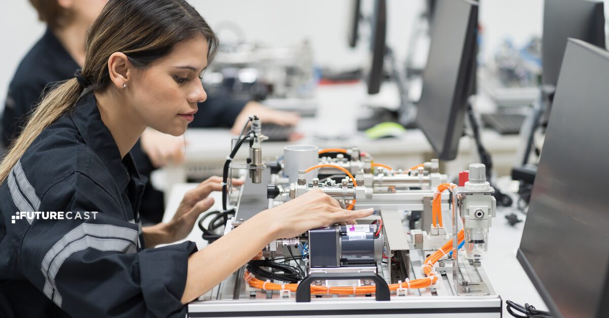 Future Cast - Mechanical and Electrical Training